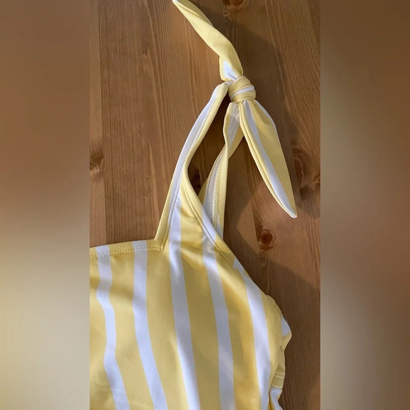 Sz. L Kona Sol Women's Striped Square Neck One Piece Swimsuit Yellow (JJ3) - Picture 6 of 15